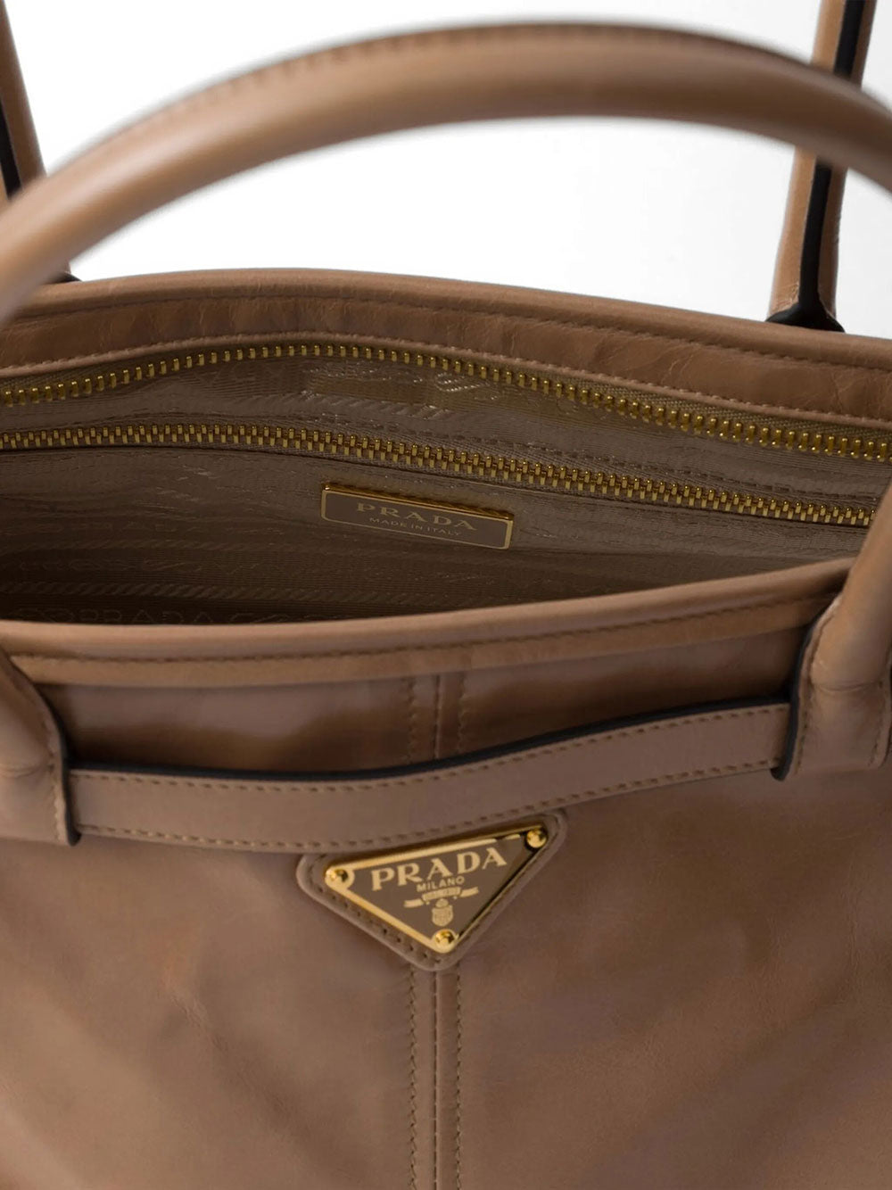 Prada Women Borsa A Mano Large In Pelle