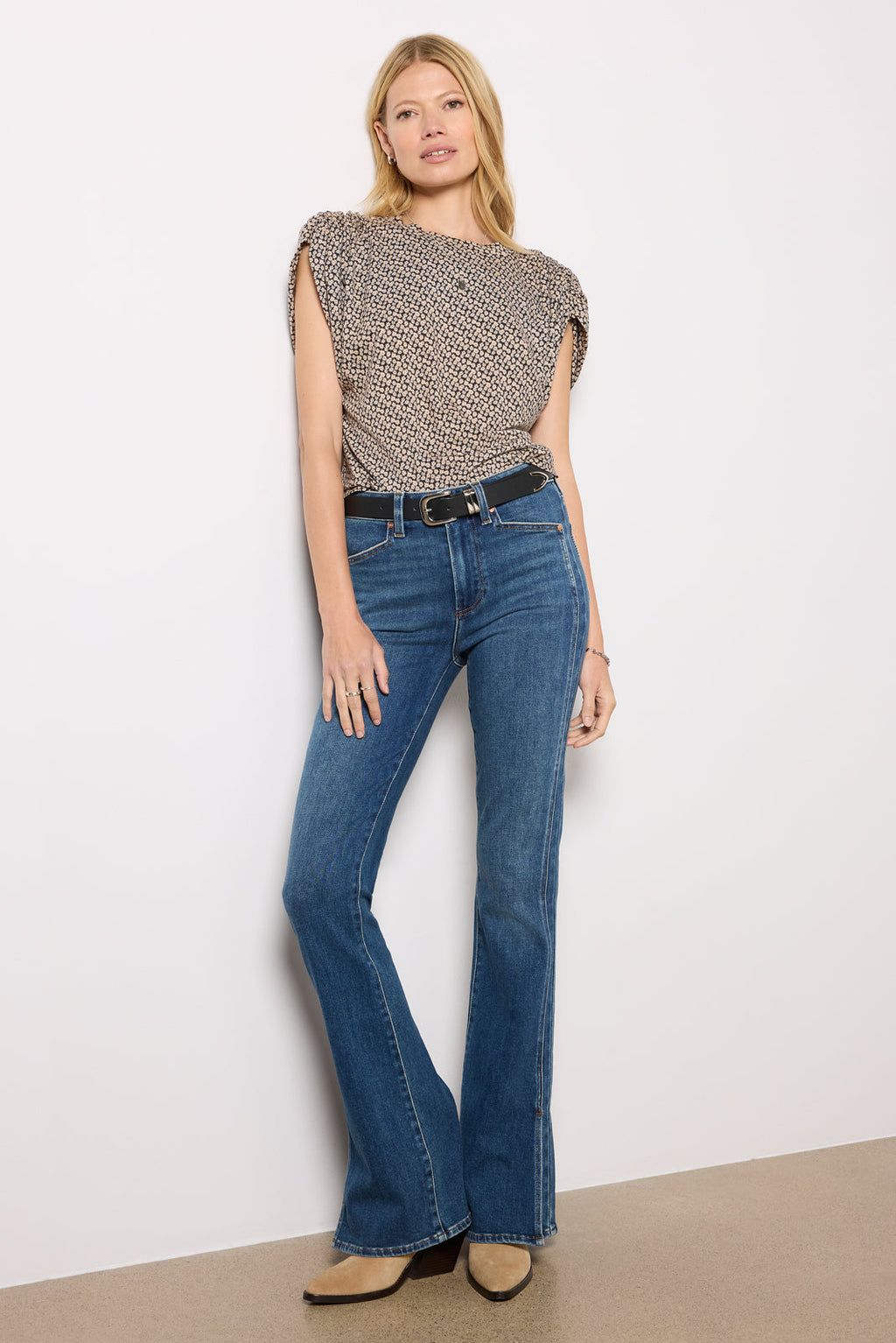 Women's Laurel Canyon w Forward Panel Bootcut Jean