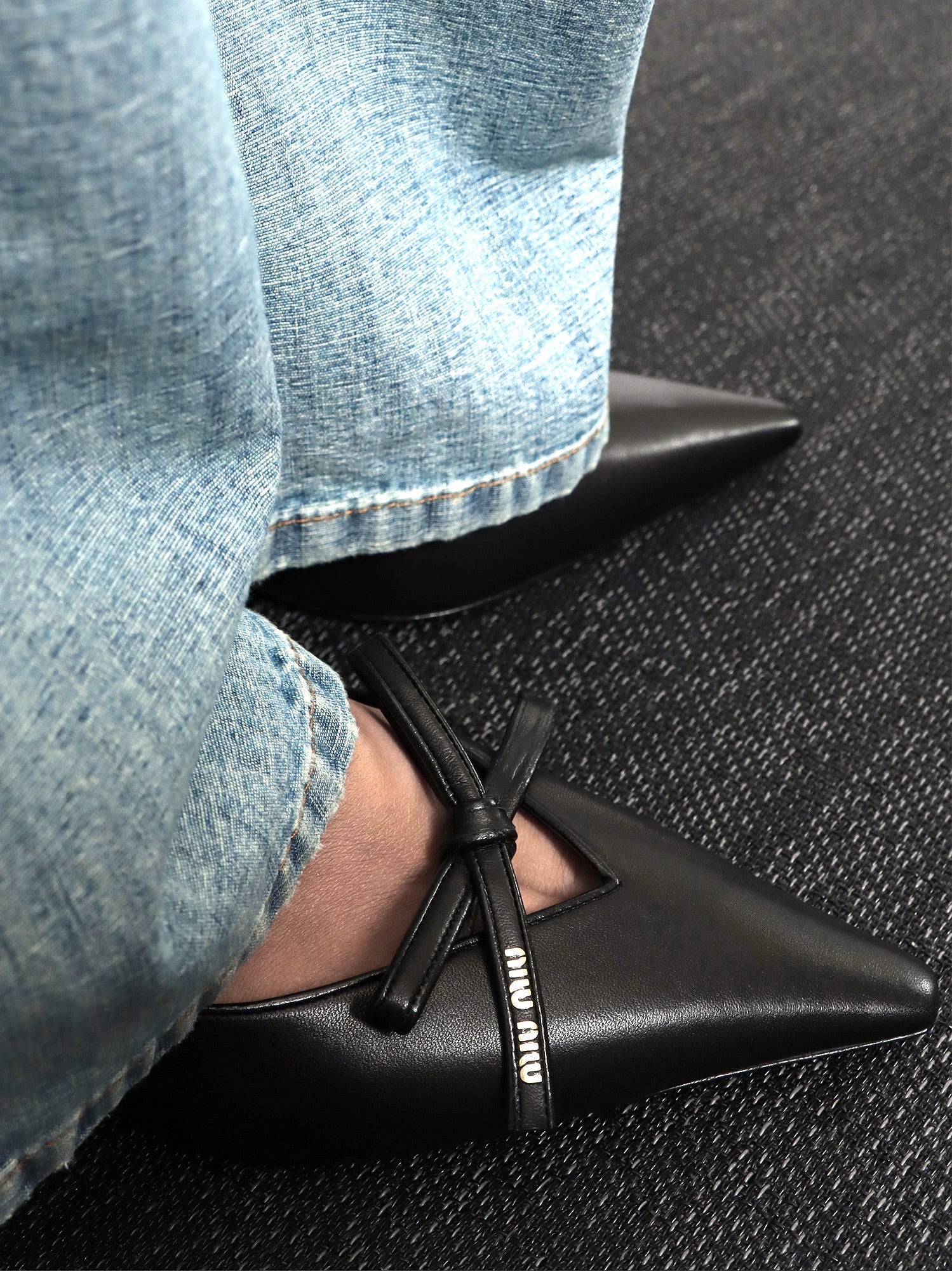 Miu Miu Women Leather Decollete With Logo Bow Detail