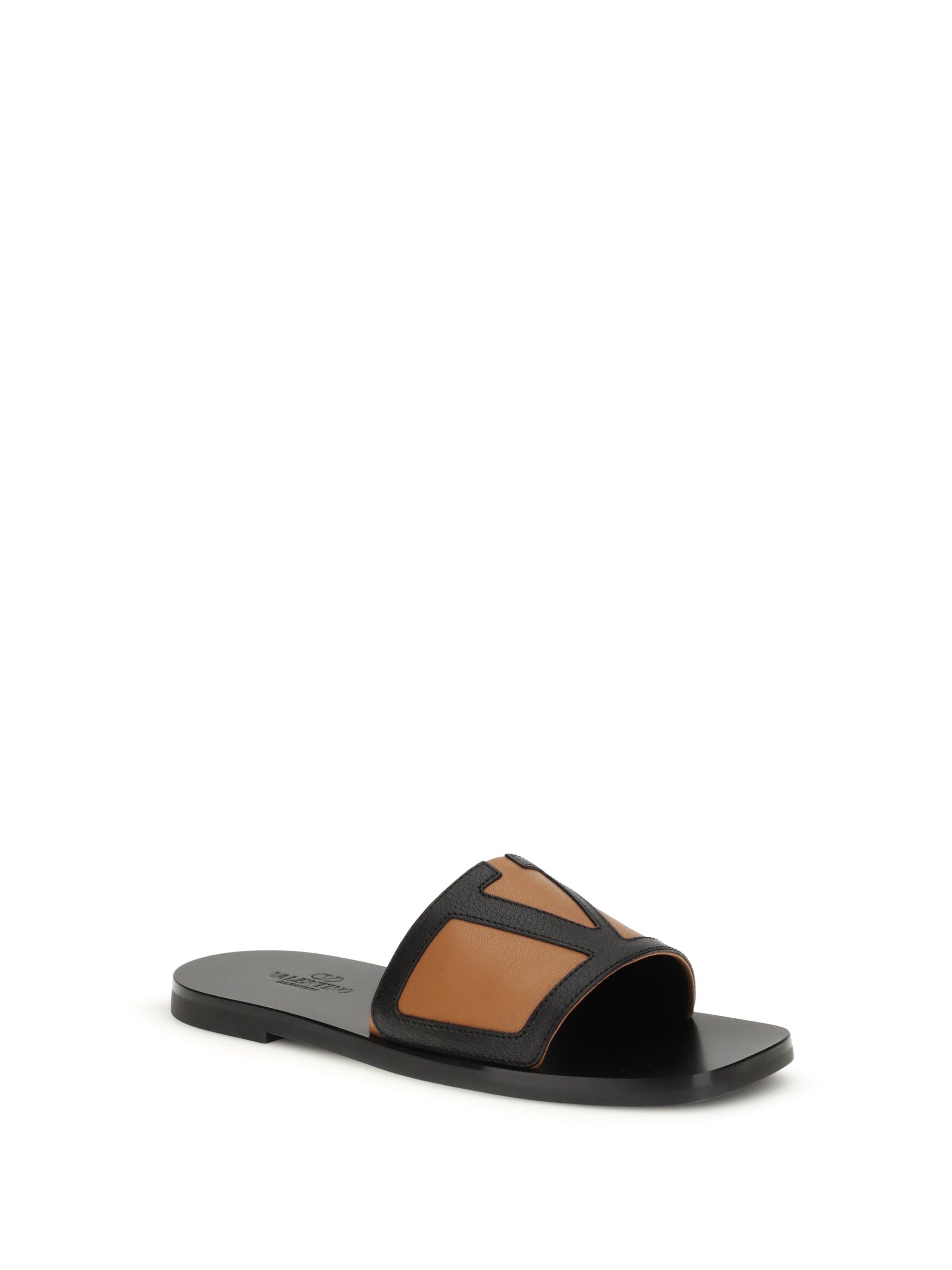 Valentino Garavani Men Viva Superstar Slide Sandals
