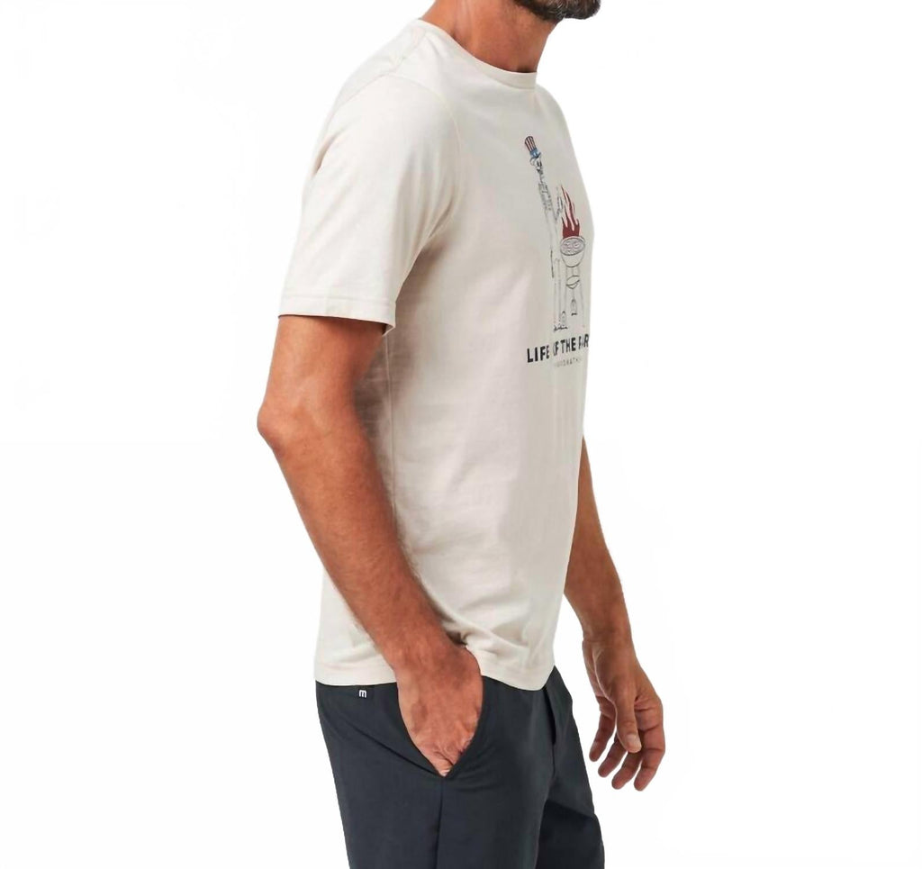 Grill And Thrill Short Sleeve Tee In Italian Sand