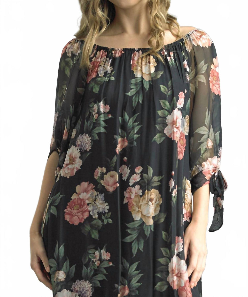 Just A Beautiful Girl Maxi Dress In Black