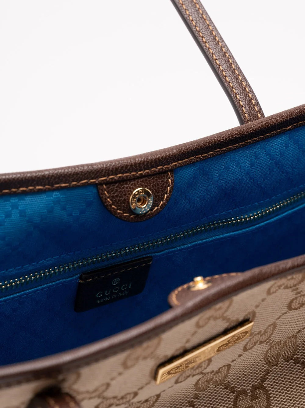 Gucci Women `Gucci Essence Plaque` Shoulder Bag