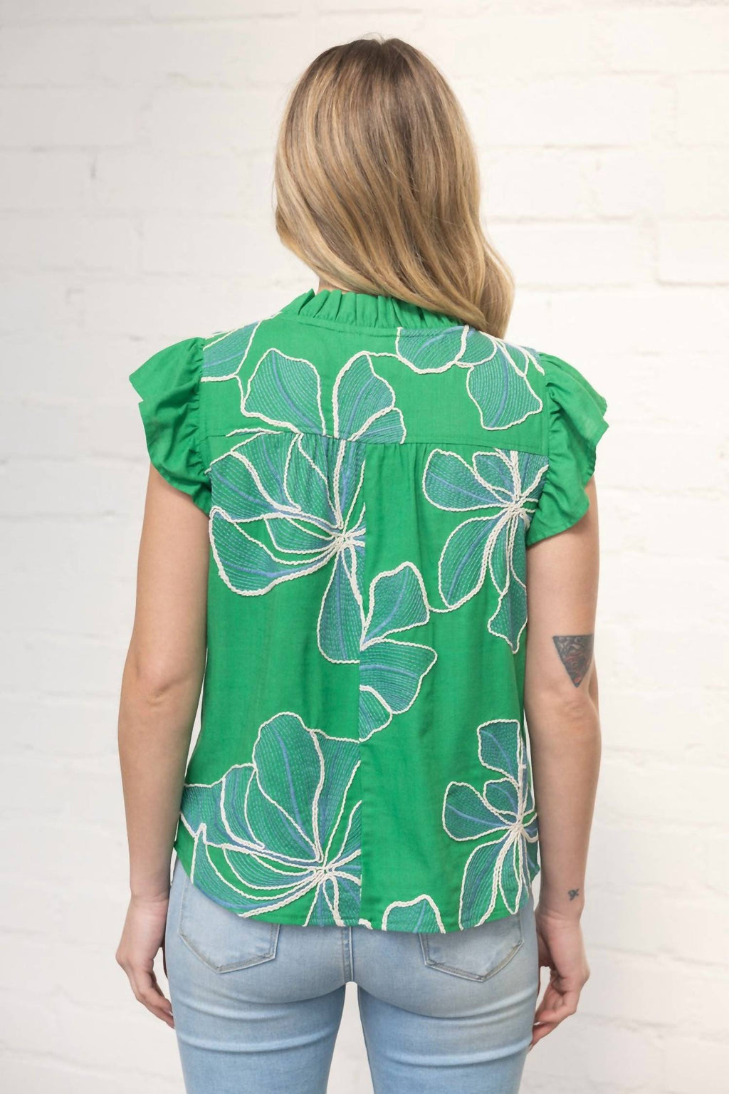Applique Floral Ruffle Top In Green