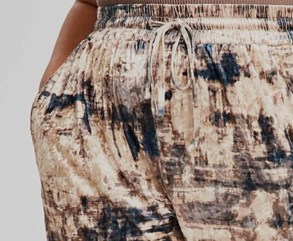 Women's Abstract Print Velvet Drawstring Pants In Beige