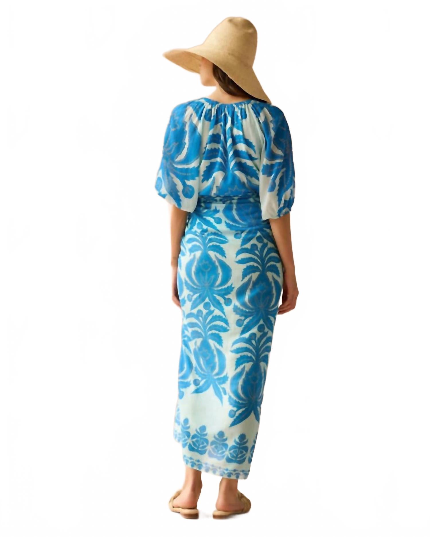 Isla V Neck Blouse In Nikita Lago