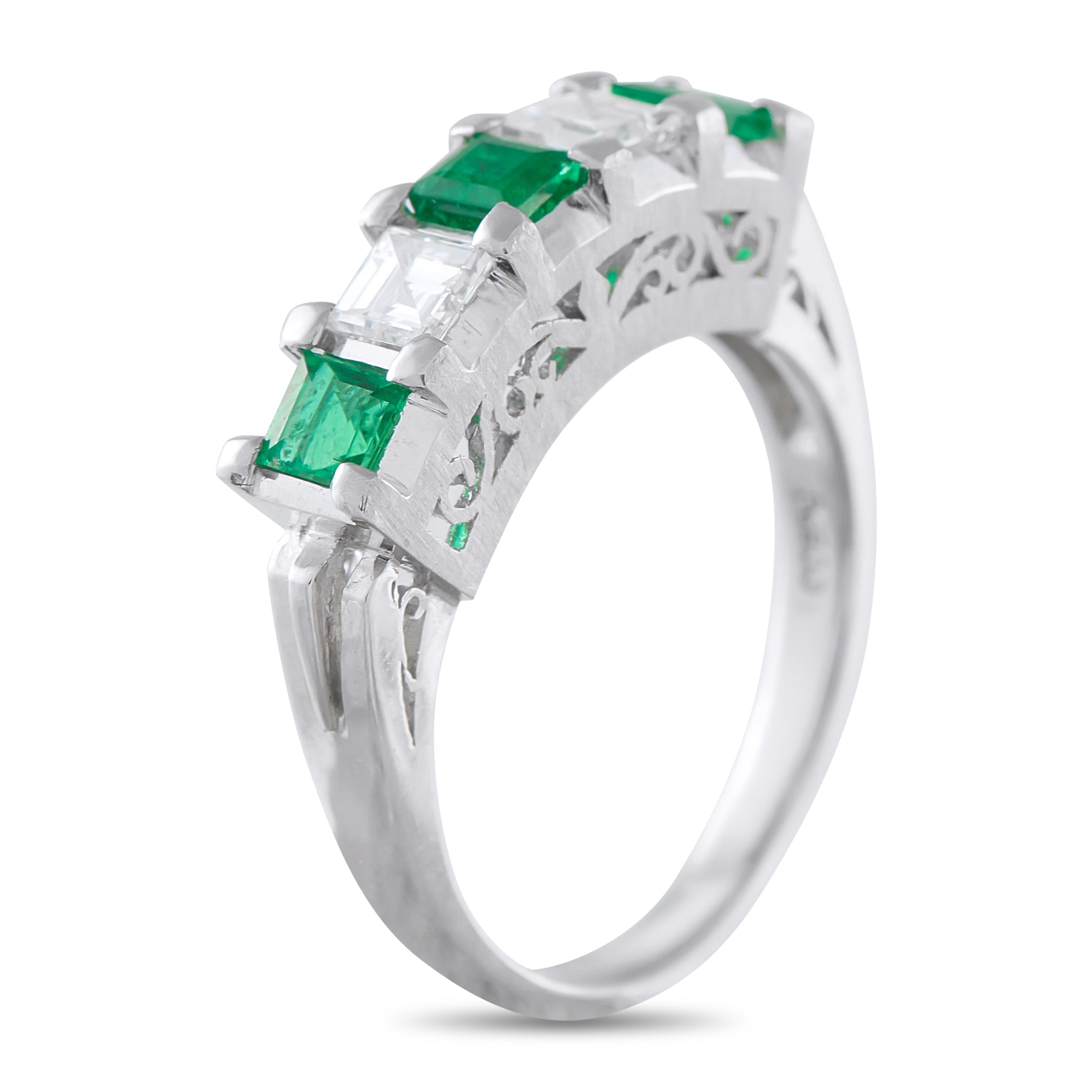 LB Exclusive Platinum 0.46ct Diamond and Emerald Ring MF40-041326