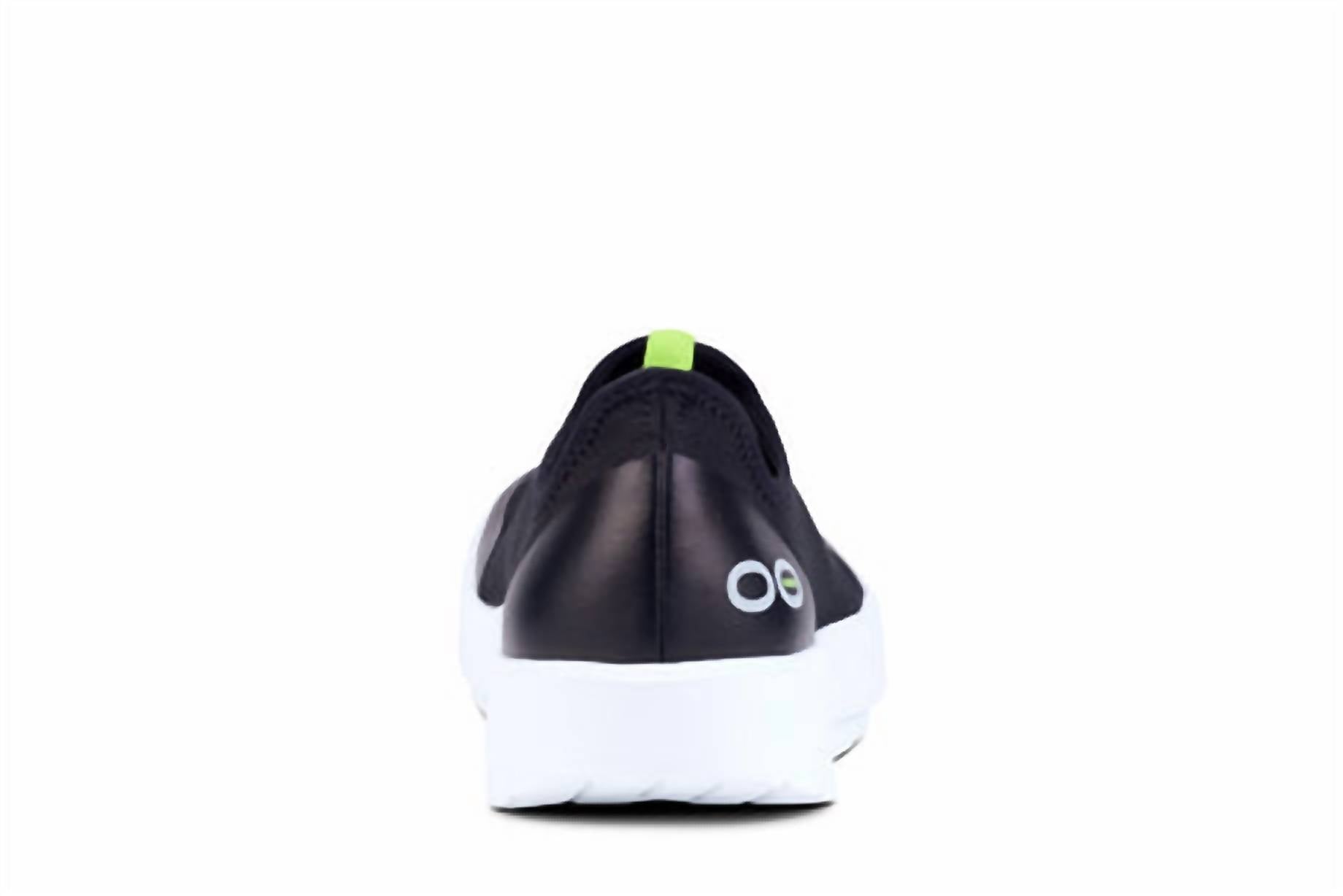 Women's Oomg Eezee Shoe In White/black
