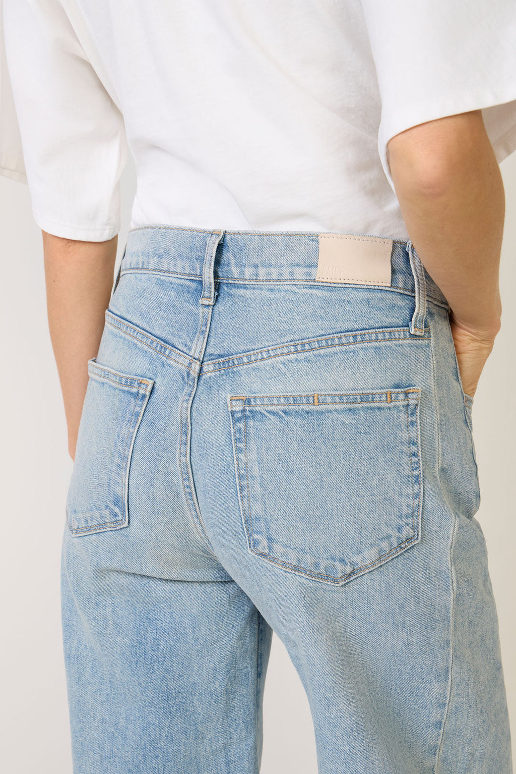 Women's Arellia Skimmer W Outseam Panels Barrel Jean
