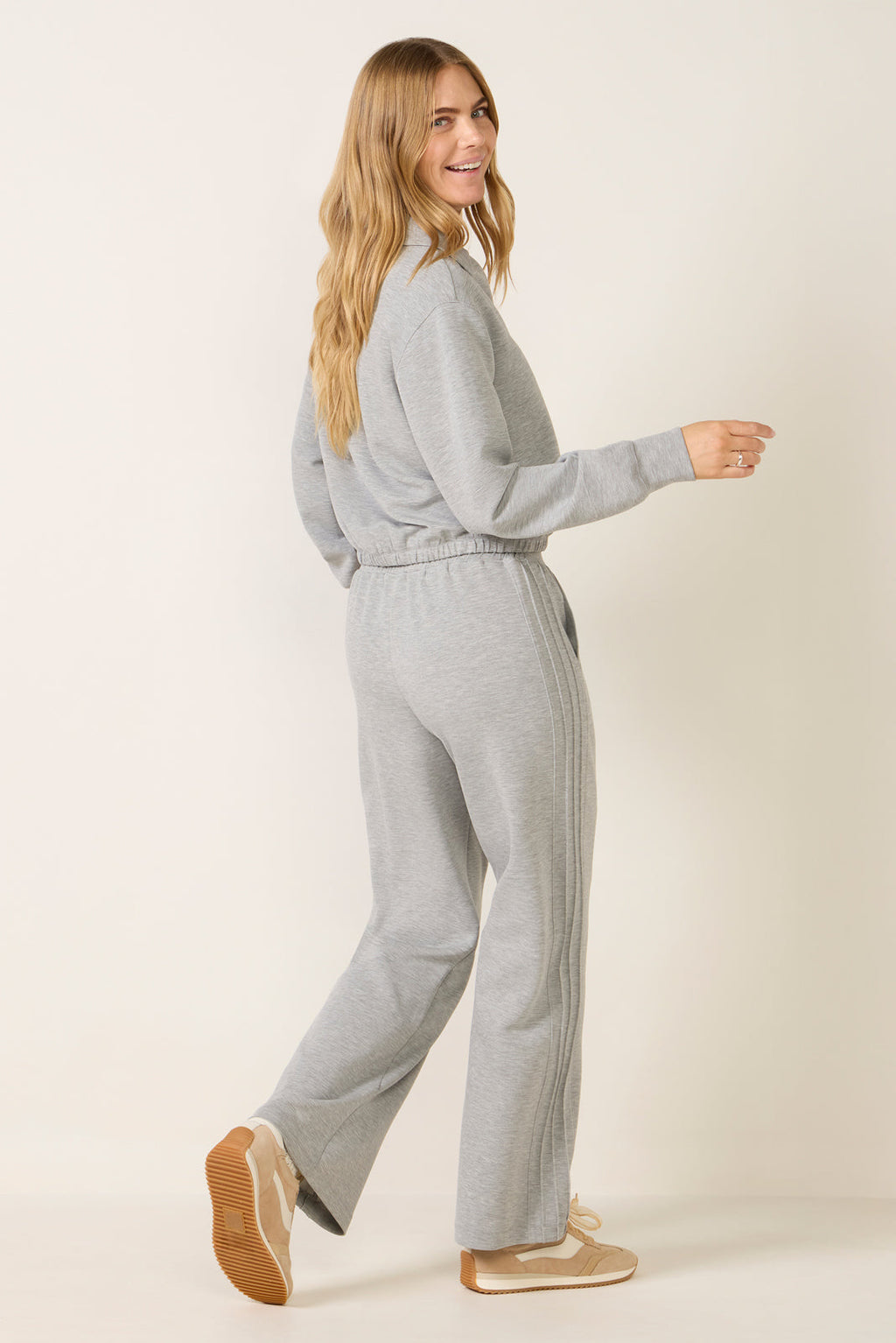 Women's Cambrie Wide Leg Pintuck Pants