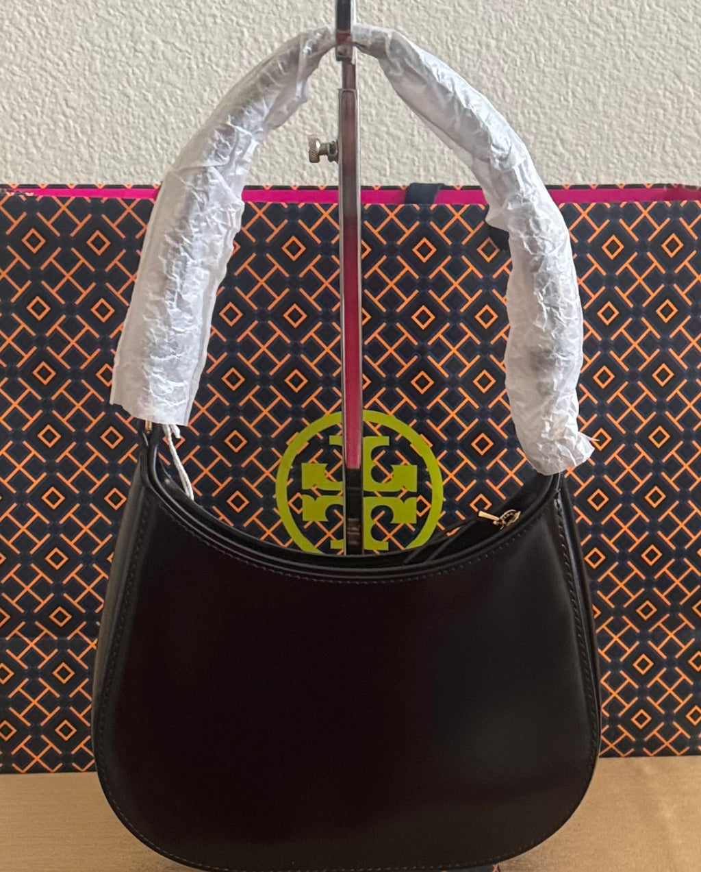 NWT Tory Burch Emerson Patent Leather Shoulder Bag In Gold/Black