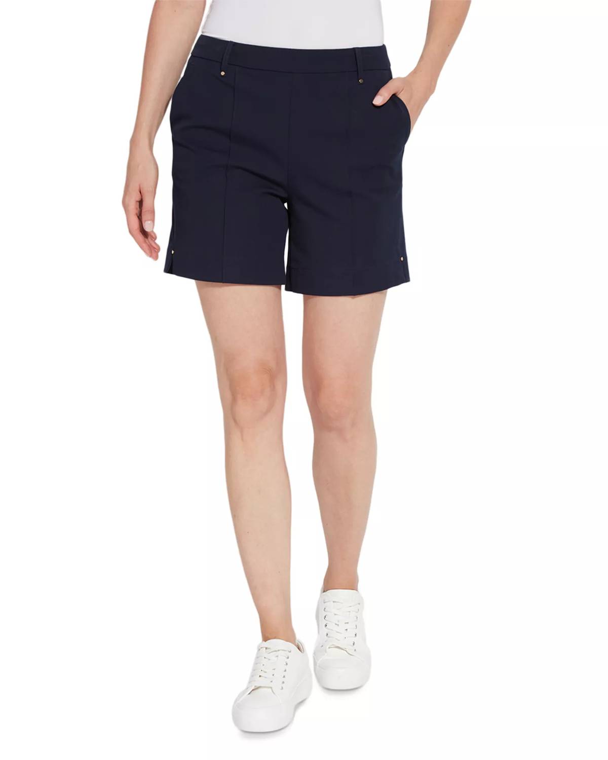 Amanda Stretch Twill Short In True Navy