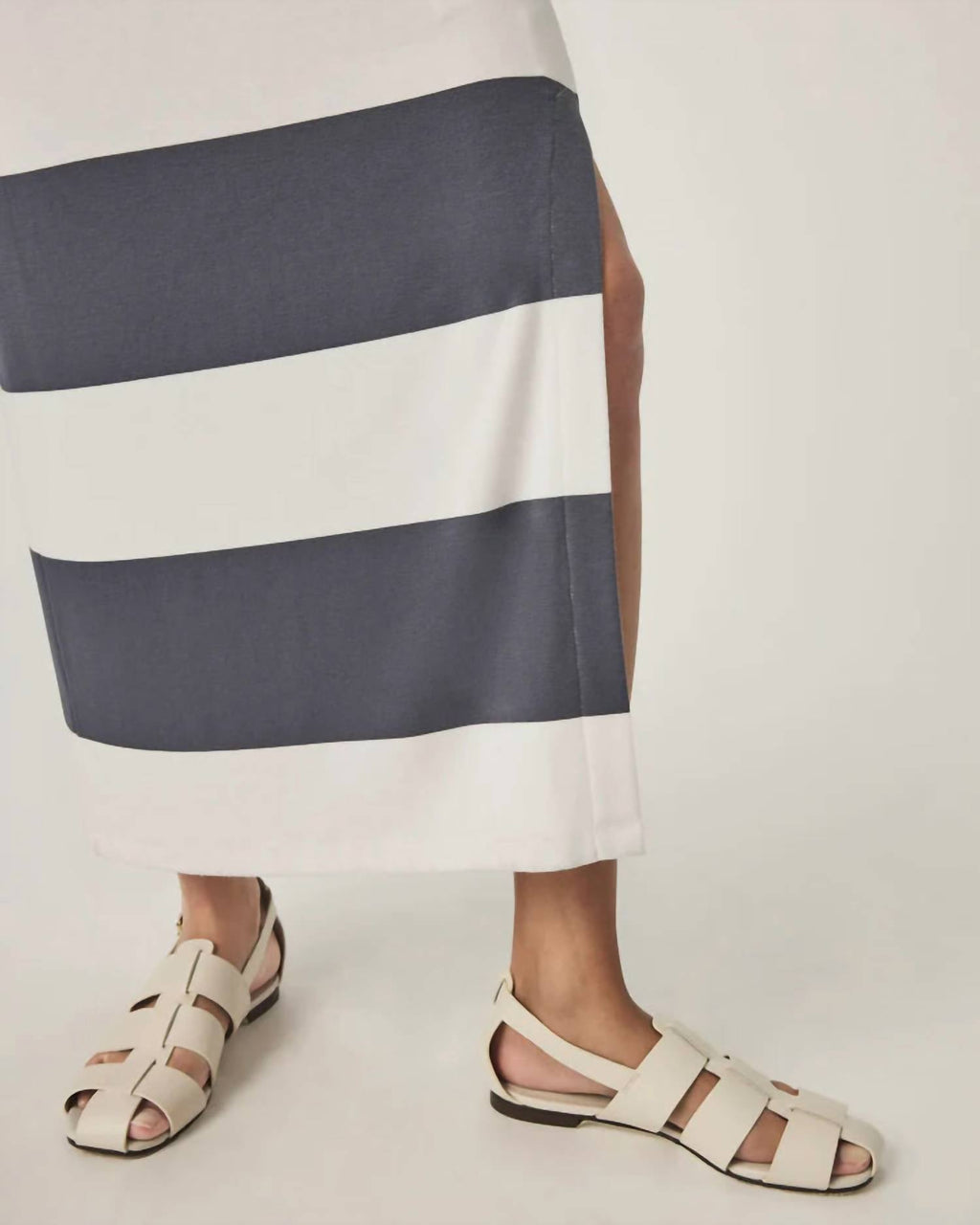 Jenna Stripe Dress In White/ink