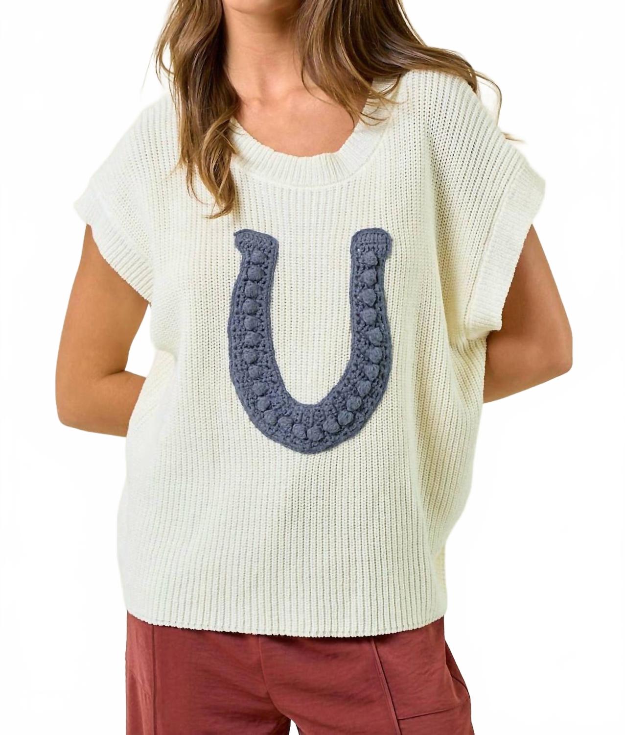 Horseshoe Ribbed Sweater Vest In Cream/ Blue