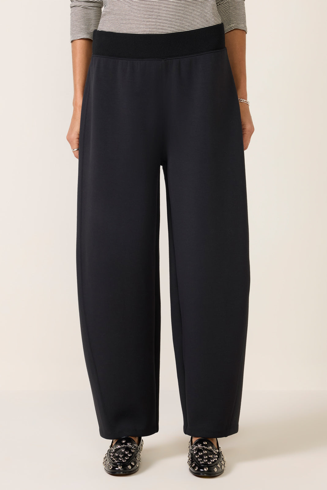 Women's Air Essentials Luxe Ankle Pants