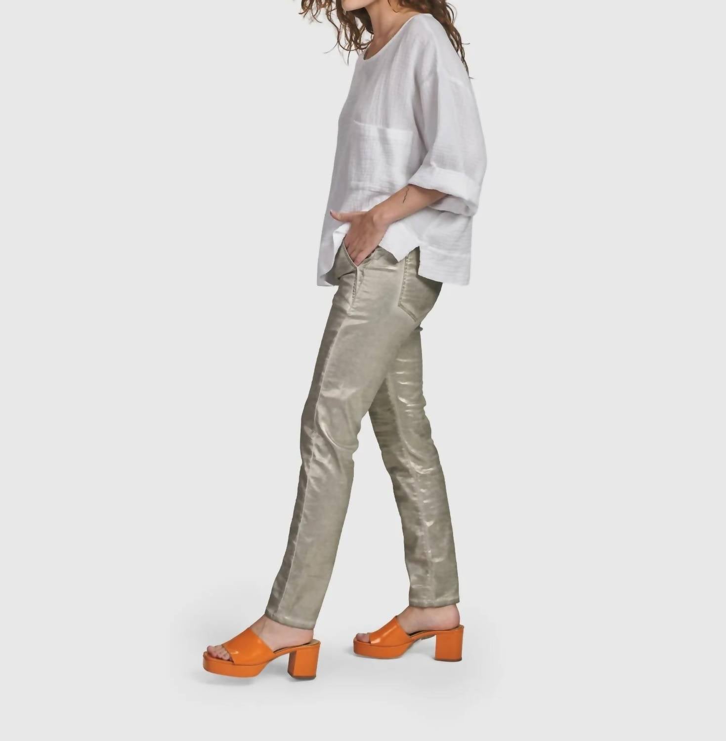Iconic Stretch Jeans In Metallic Luster