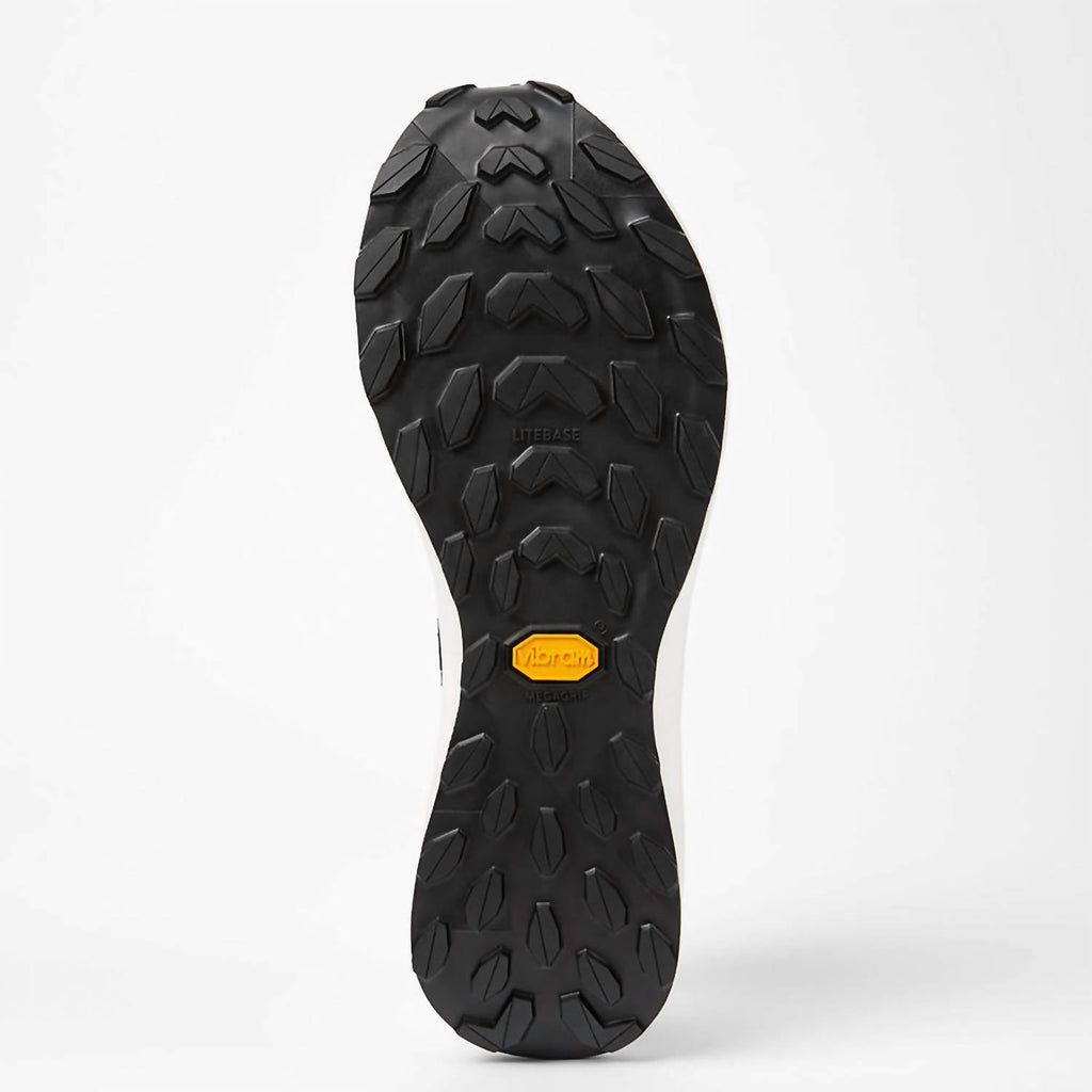 Unisex Kjerag Shoe In Black/grey