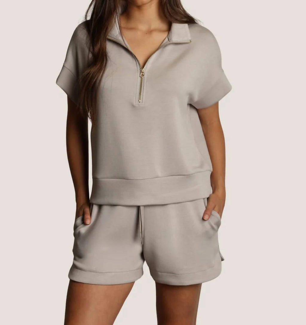 Short Sleeve Half Zip Shirt In Heather Grey