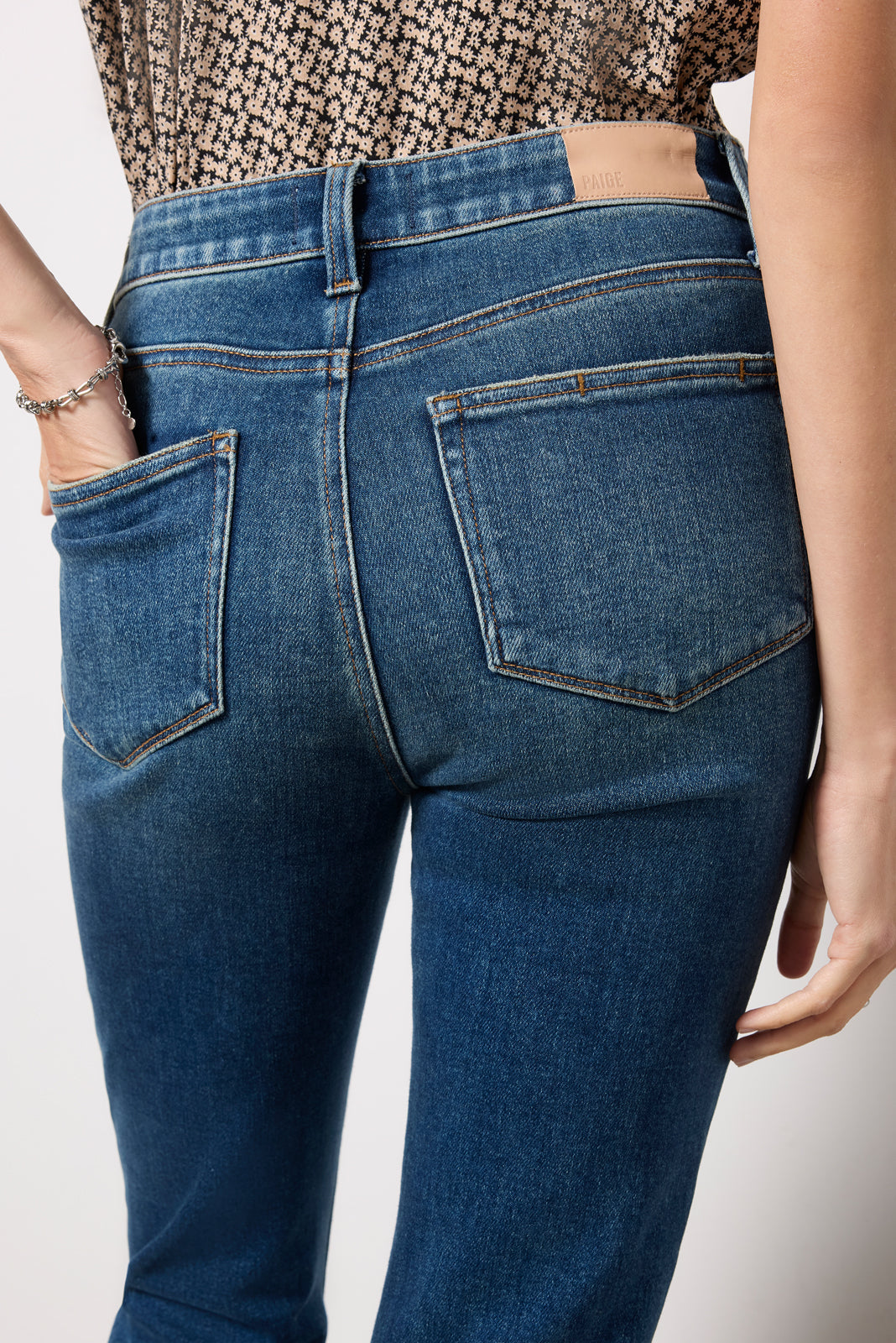 Women's Laurel Canyon w Forward Panel Bootcut Jean