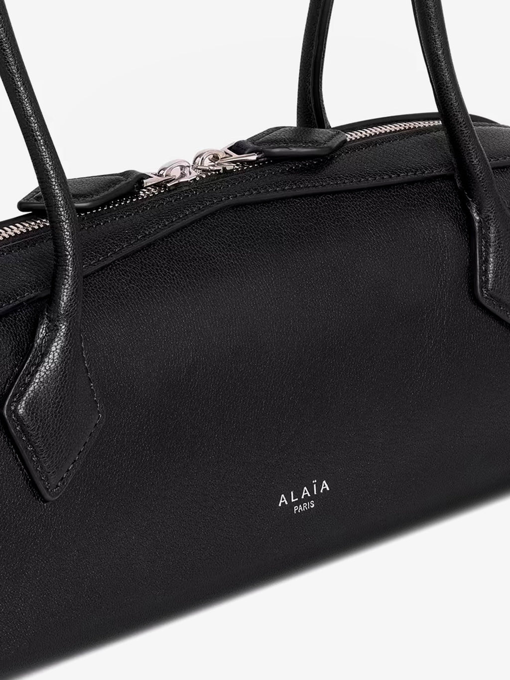 Alaia Women Le Teckel Medium Leather Shoulder Bag