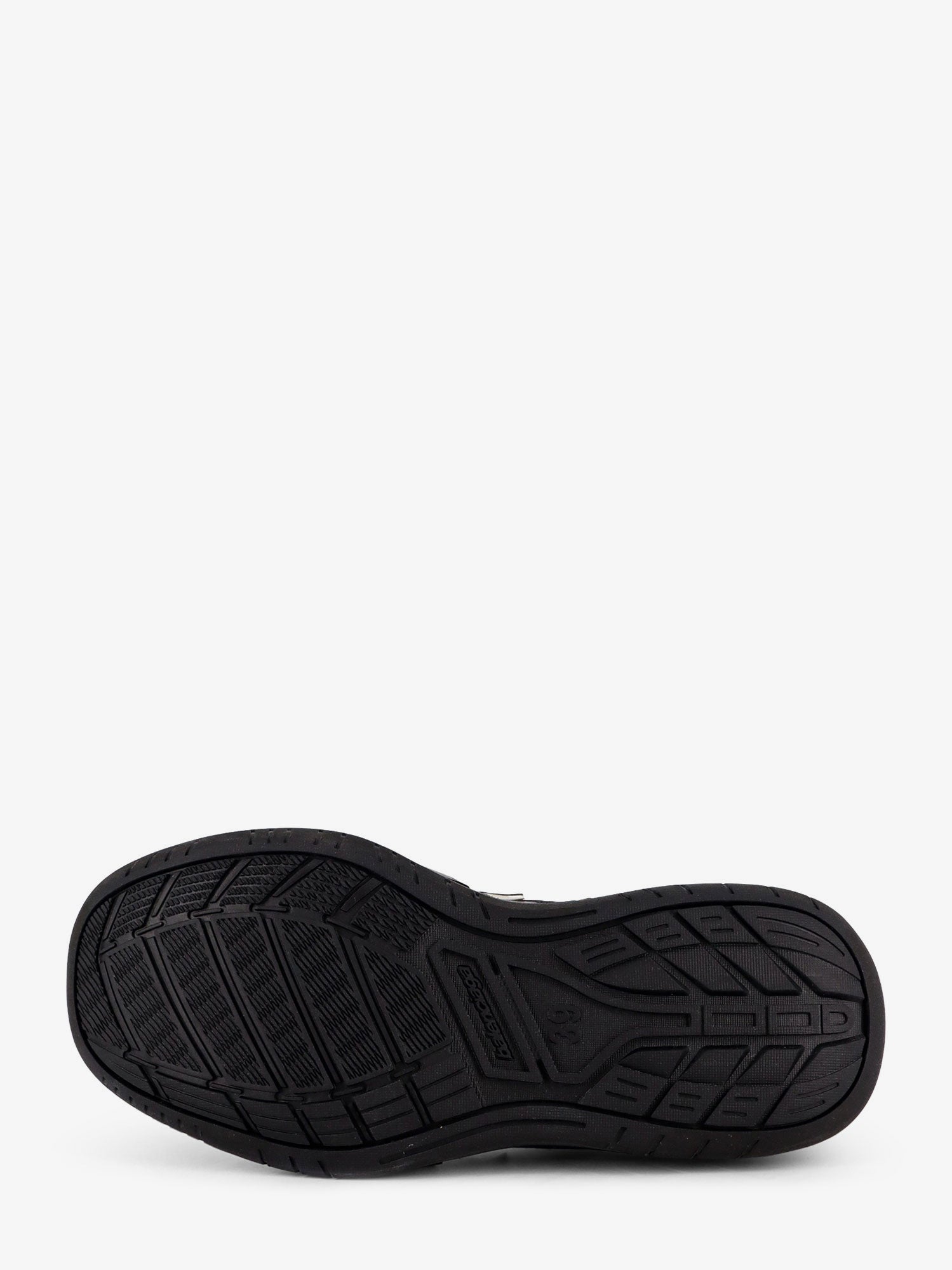 Balenciaga Men Hamptons Worn-Out Low-Top Leather Sneakers
