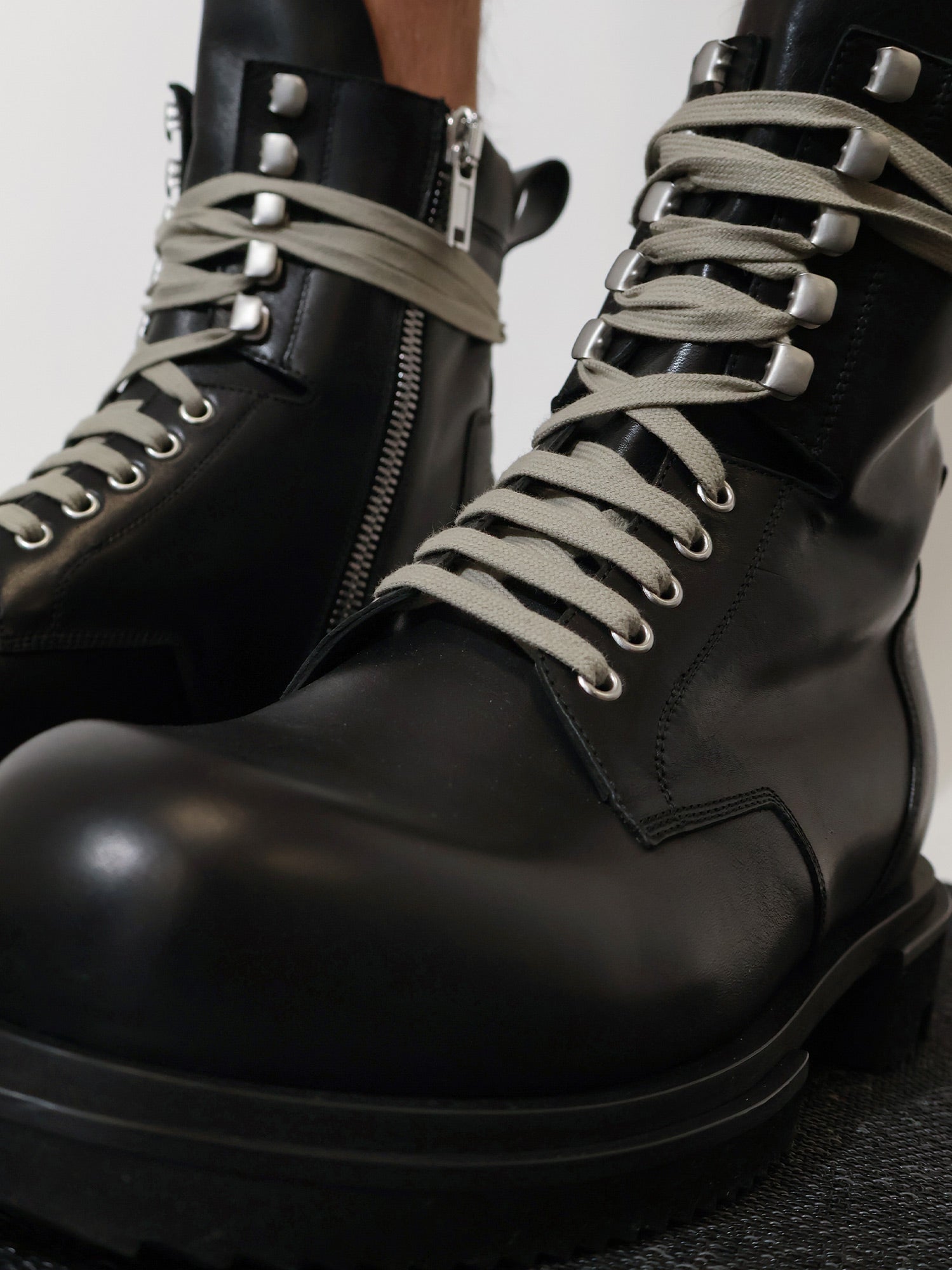 Rick Owens Men Leather Boots