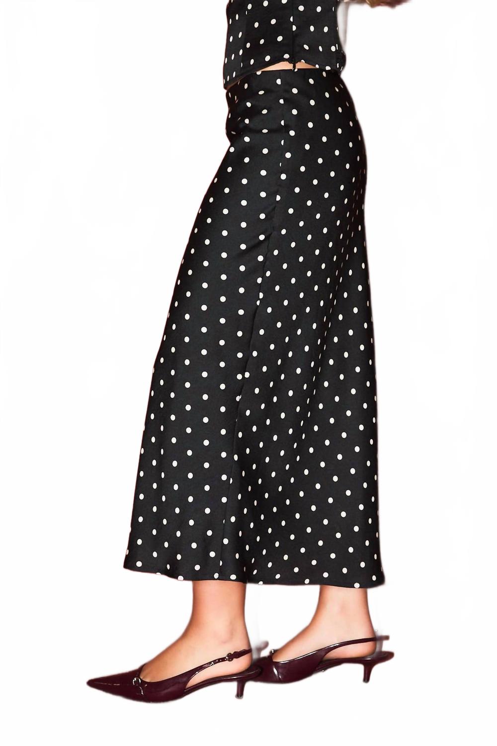Dreamy Dot Mid Rise Maxi Skirt In Black