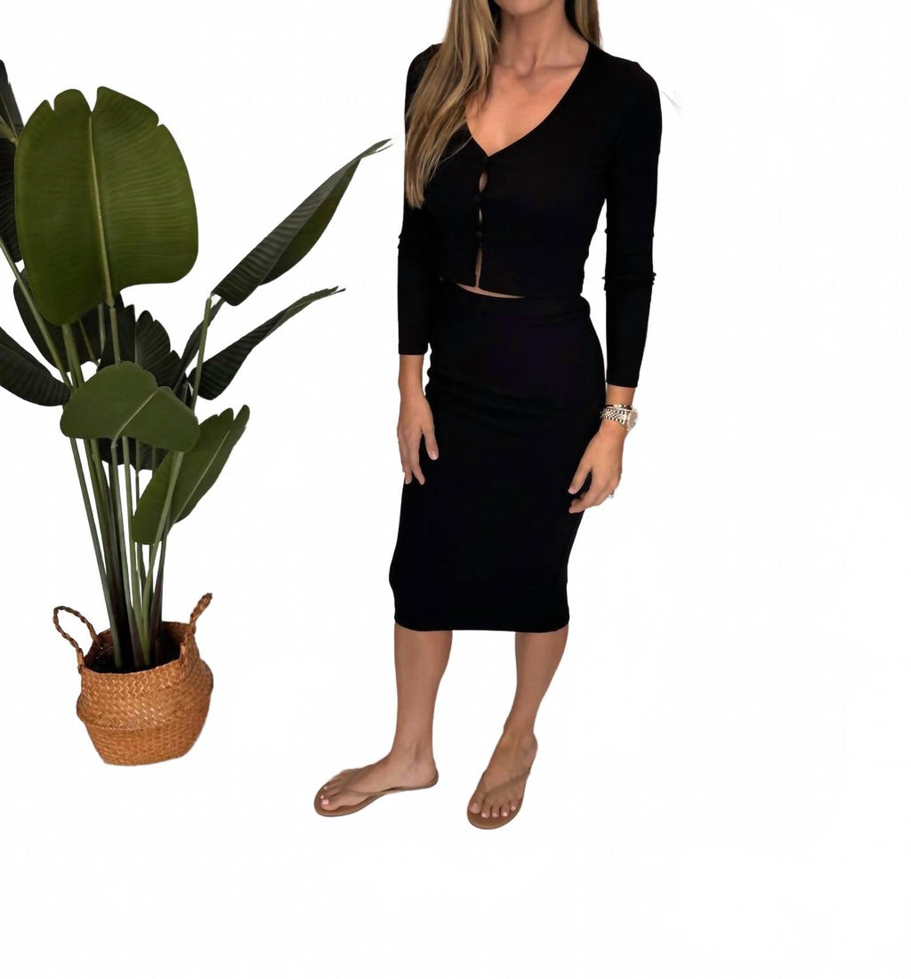 Sasha Crop Cardigan In Black