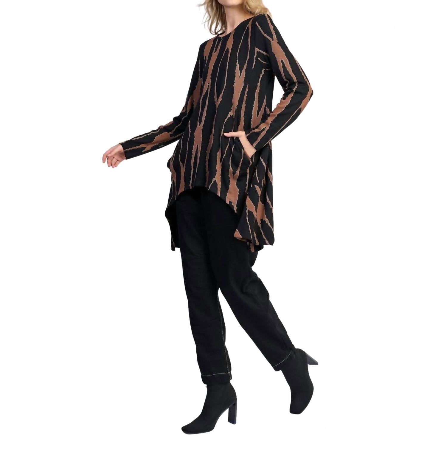 Lignette Pockets Top In Wood
