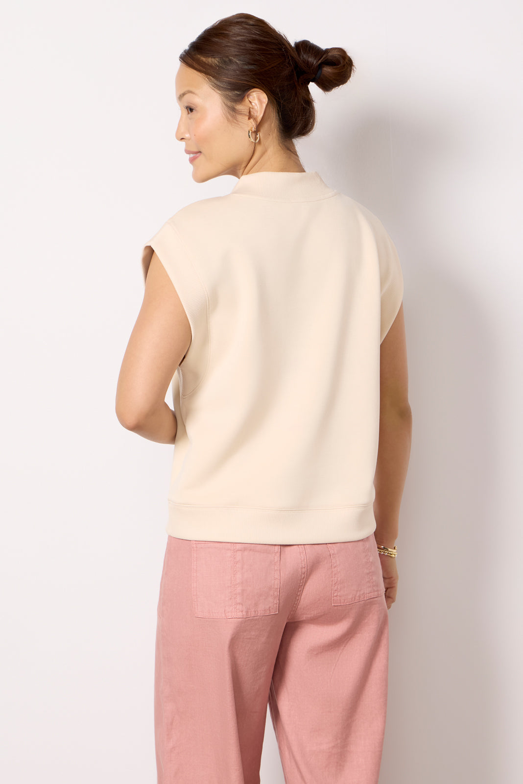 Women's Eva Sleek V Neck Top