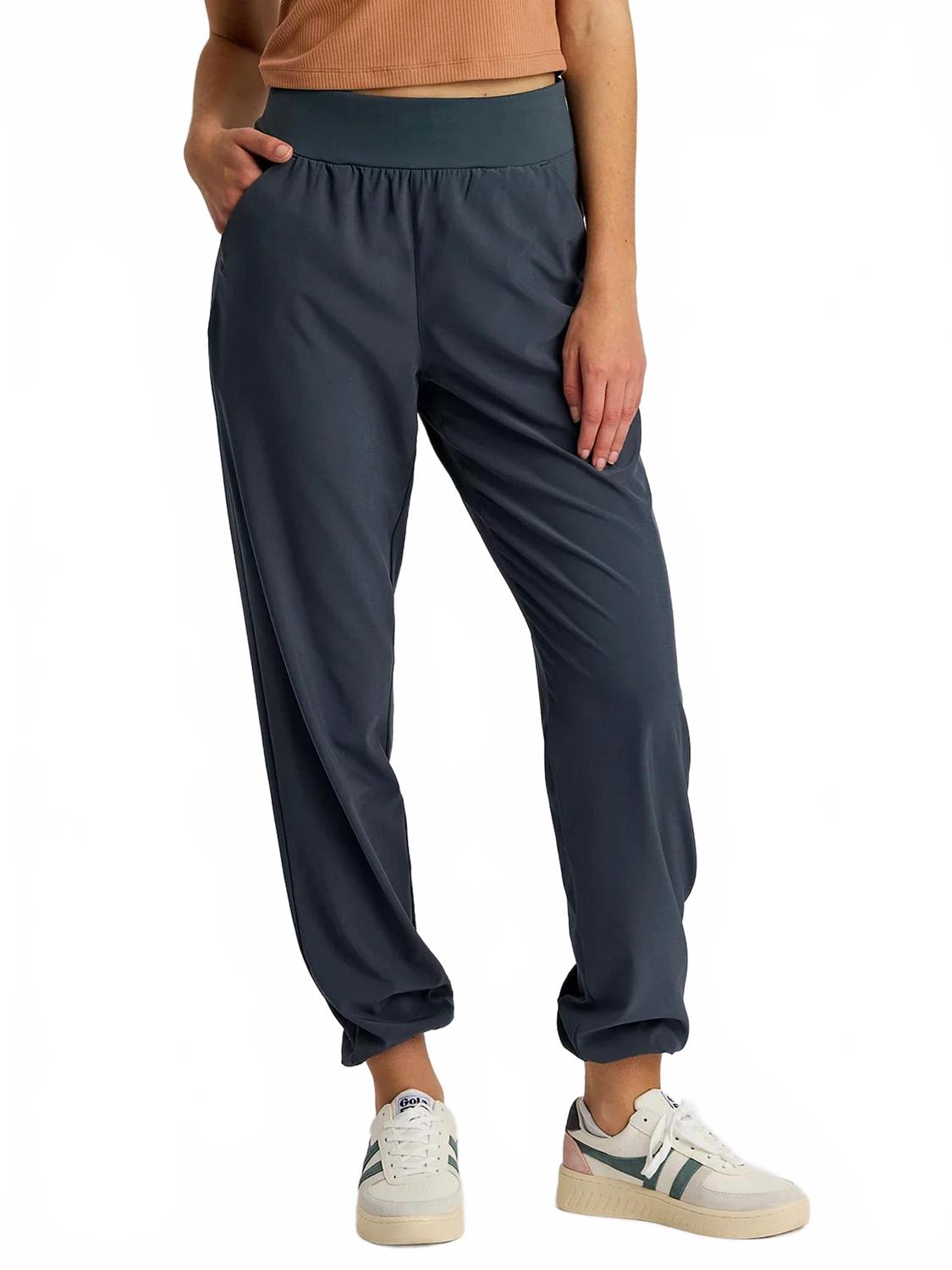 Breeze Flats Pant In Storm Cloud