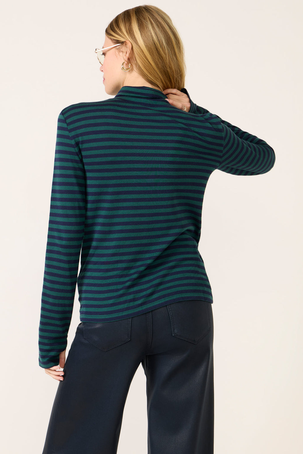 Women's Feather Cloud Layering Turtleneck Top