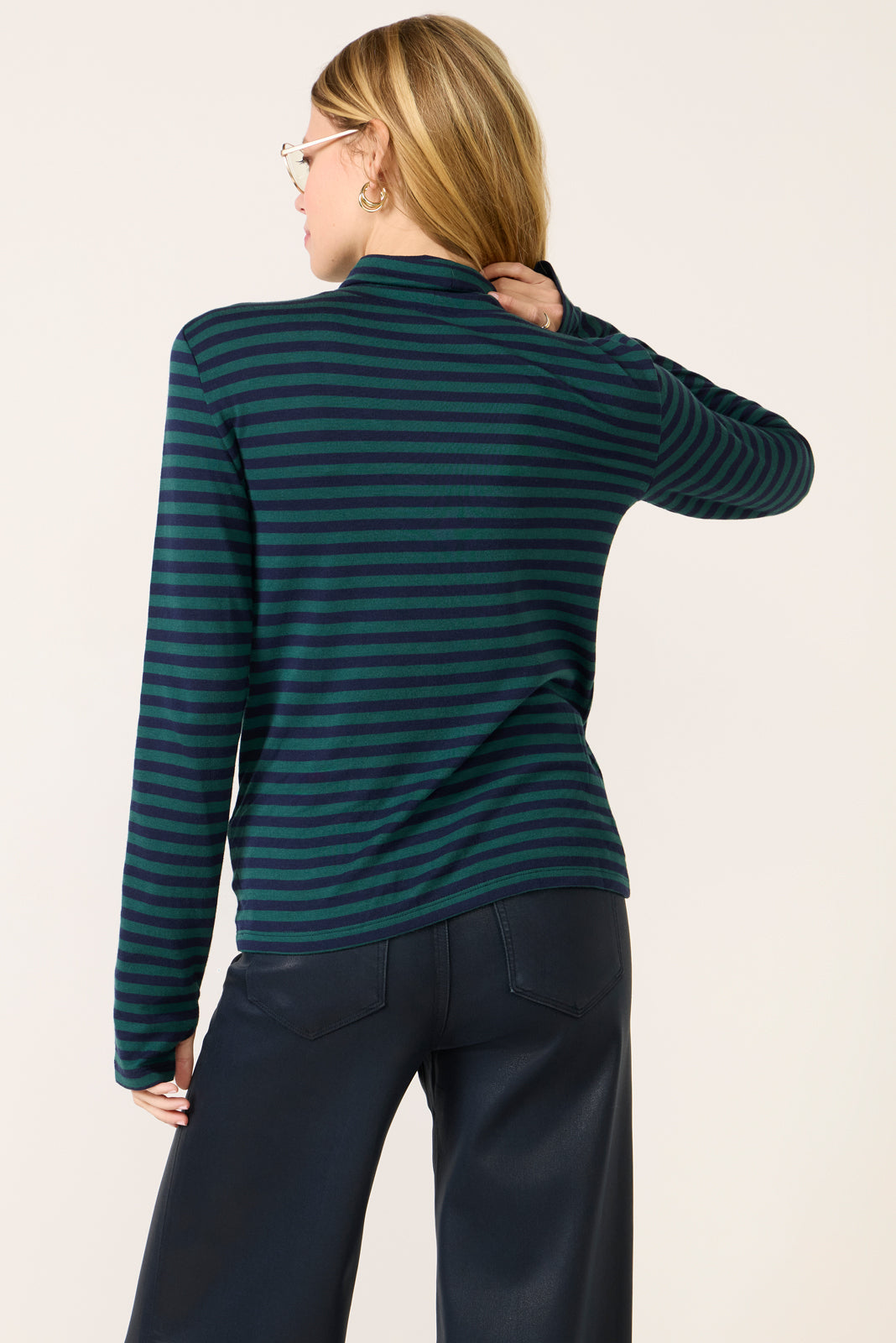 Women's Feather Cloud Layering Turtleneck Top