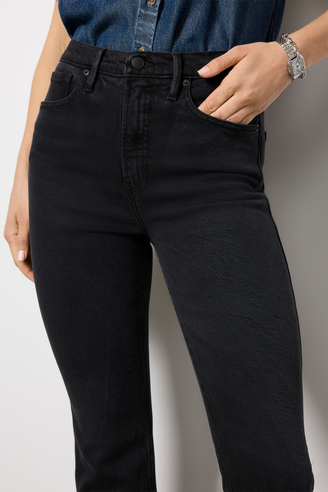 Women's Standard Kick Flare Jean