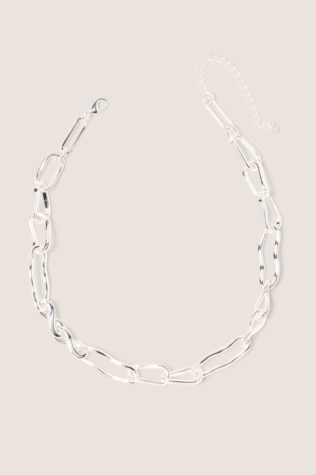 Women's Meg Hammered Link Necklace