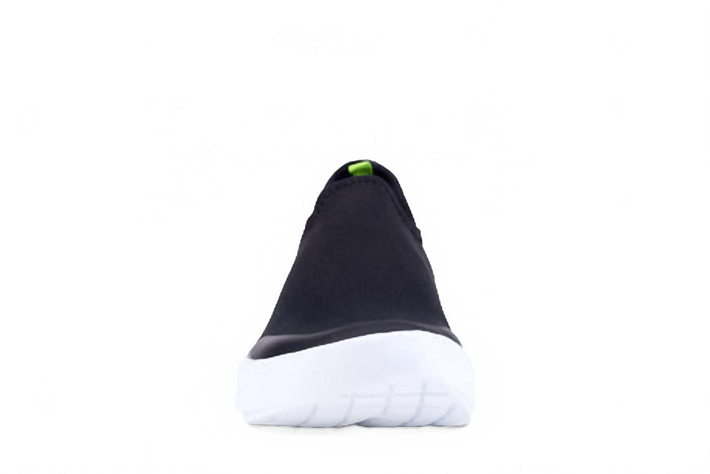 Women's Oomg Eezee Shoe In White/black