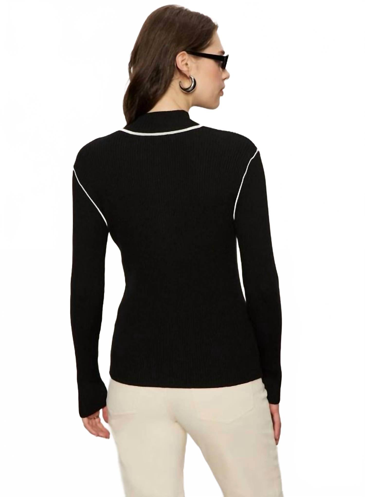 Sporty Rib Zip Up Top In Black