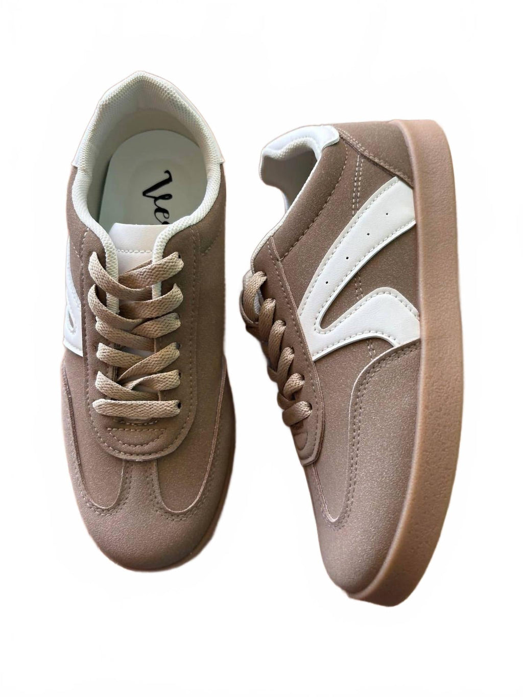 Women's Retro Sneaker In Brown