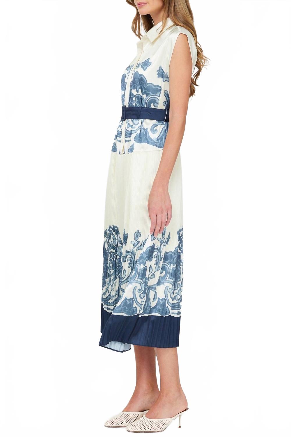 The Riyanna Pleated Dress In White