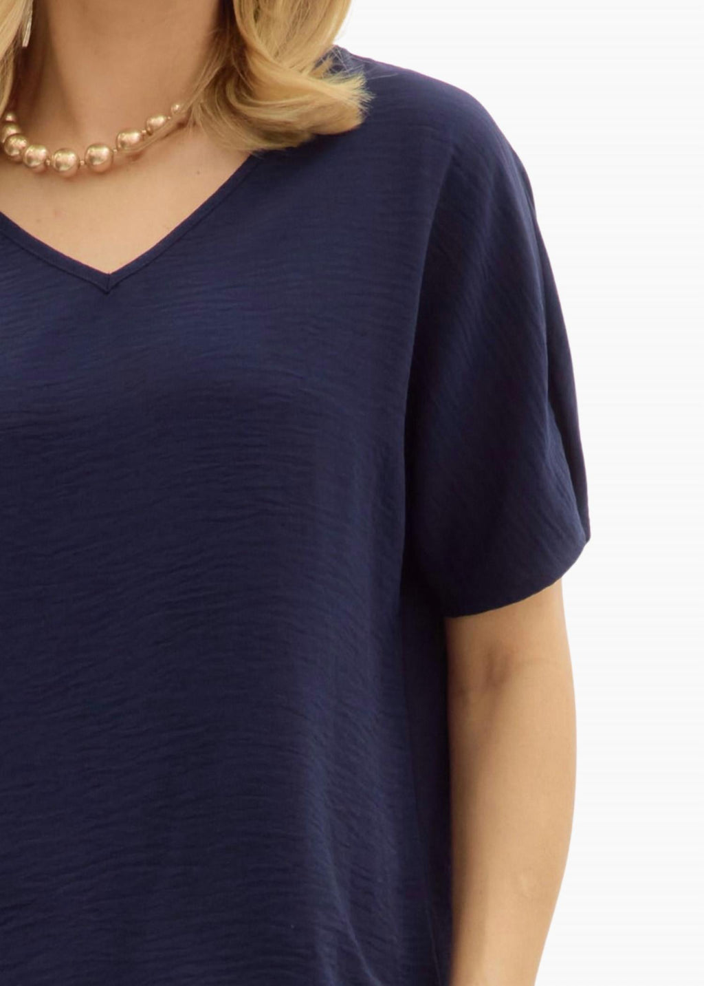 Dana V-Neck Short Sleeve Pullover Top In Navy