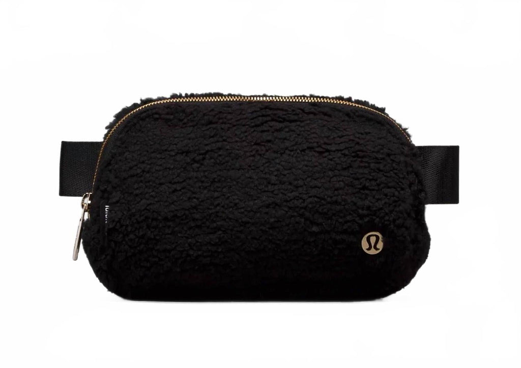 Unisex Everywhere Fleece Belt Bag In Black/ Gold
