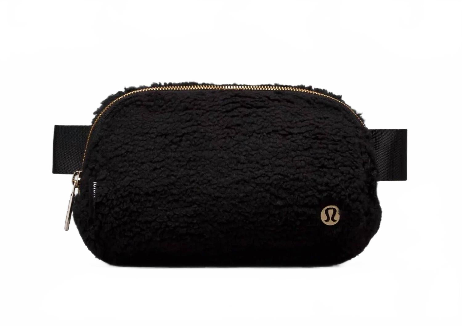 Unisex Everywhere Fleece Belt Bag In Black/ Gold