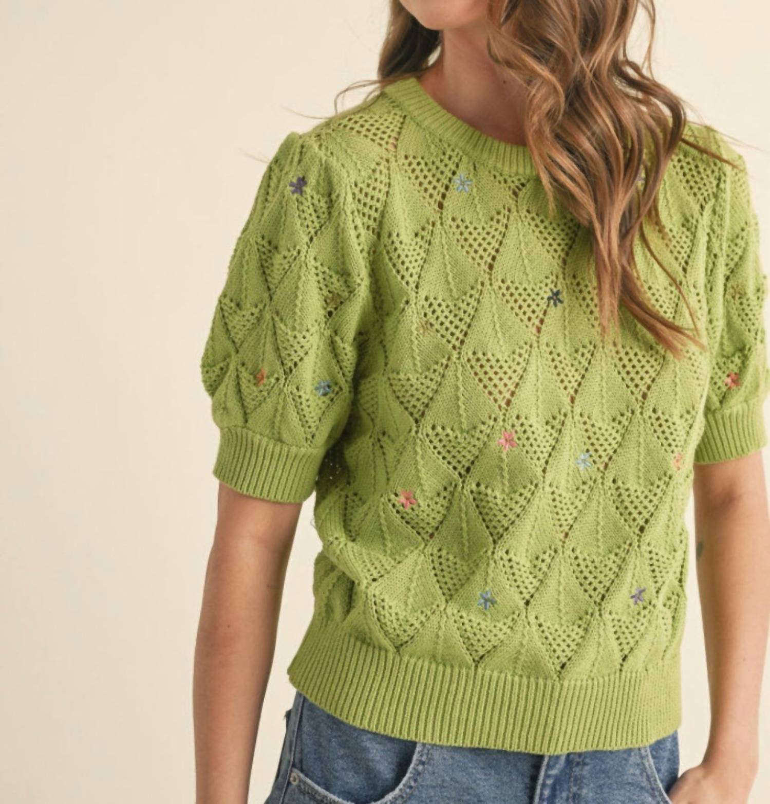 Embroidered Flower Short Sleeve Sweater In Lime