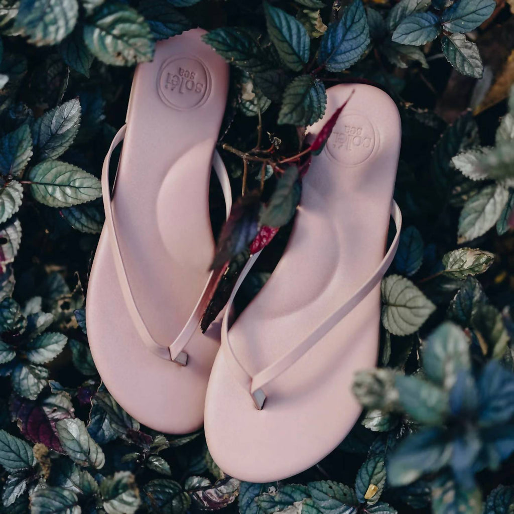 Women's Indie Classic Thin Strap Sandal In Bubbly