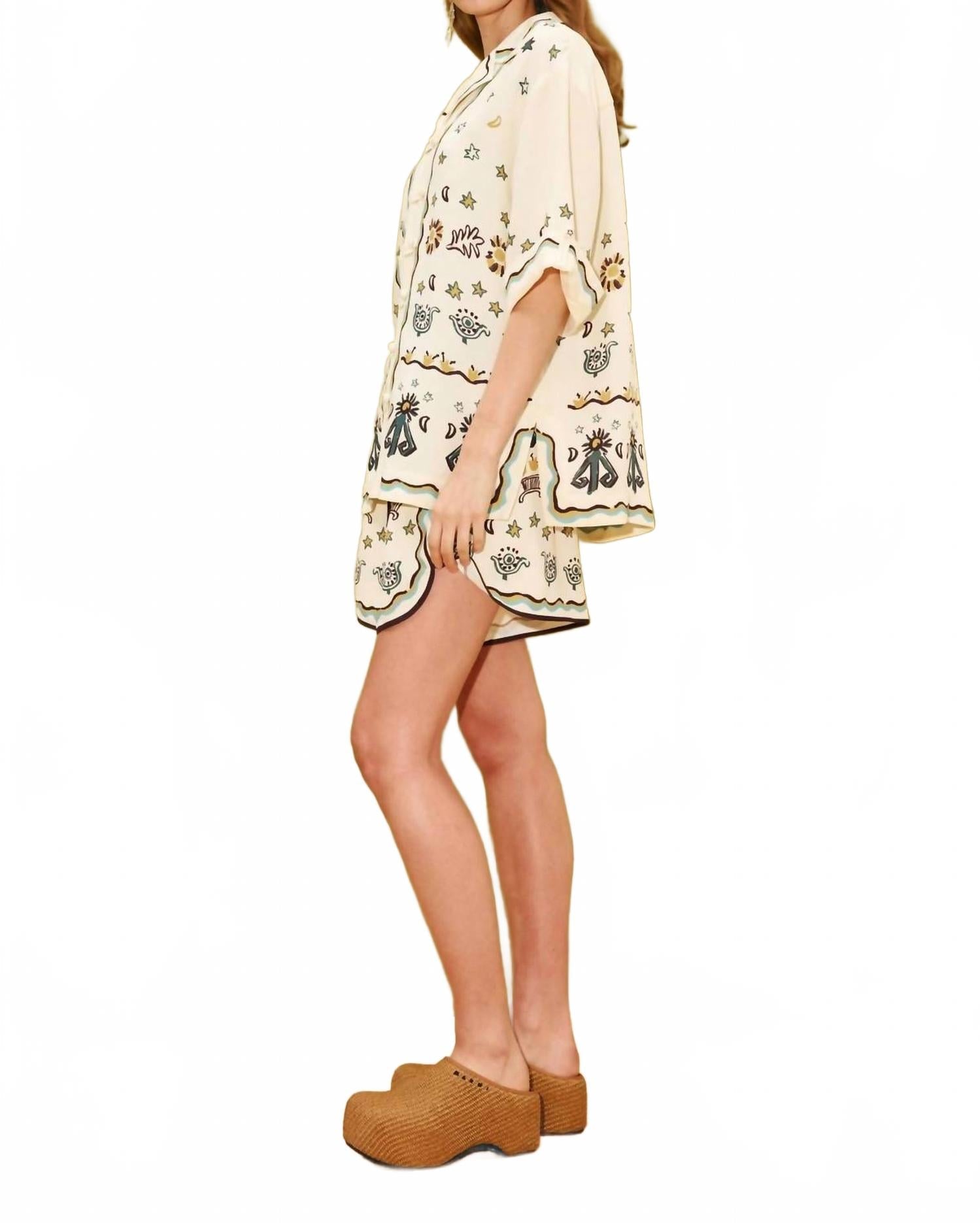 Sun Dancer Short In Beige