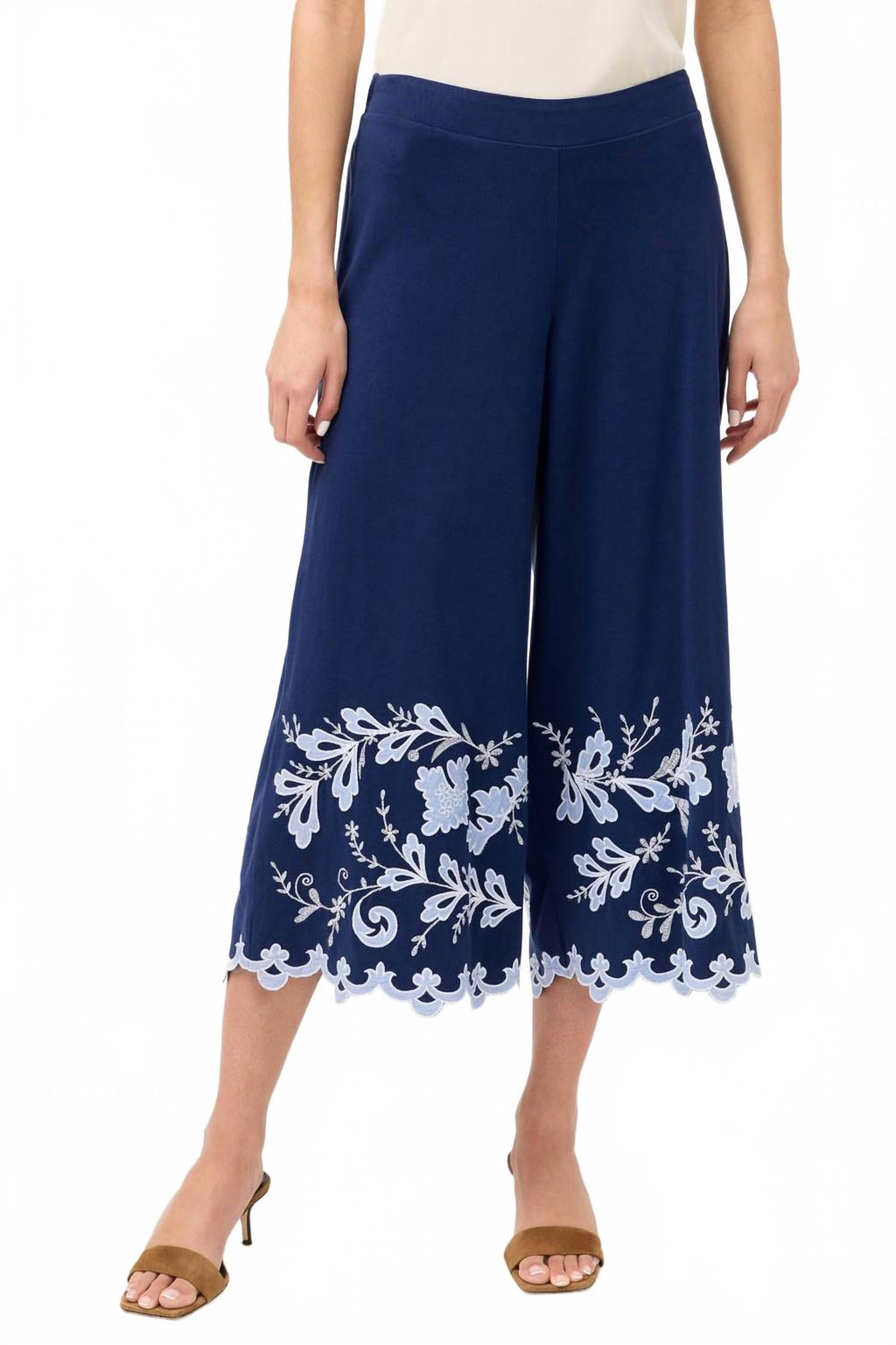 Addeline Knit Culotte Pant In Navy