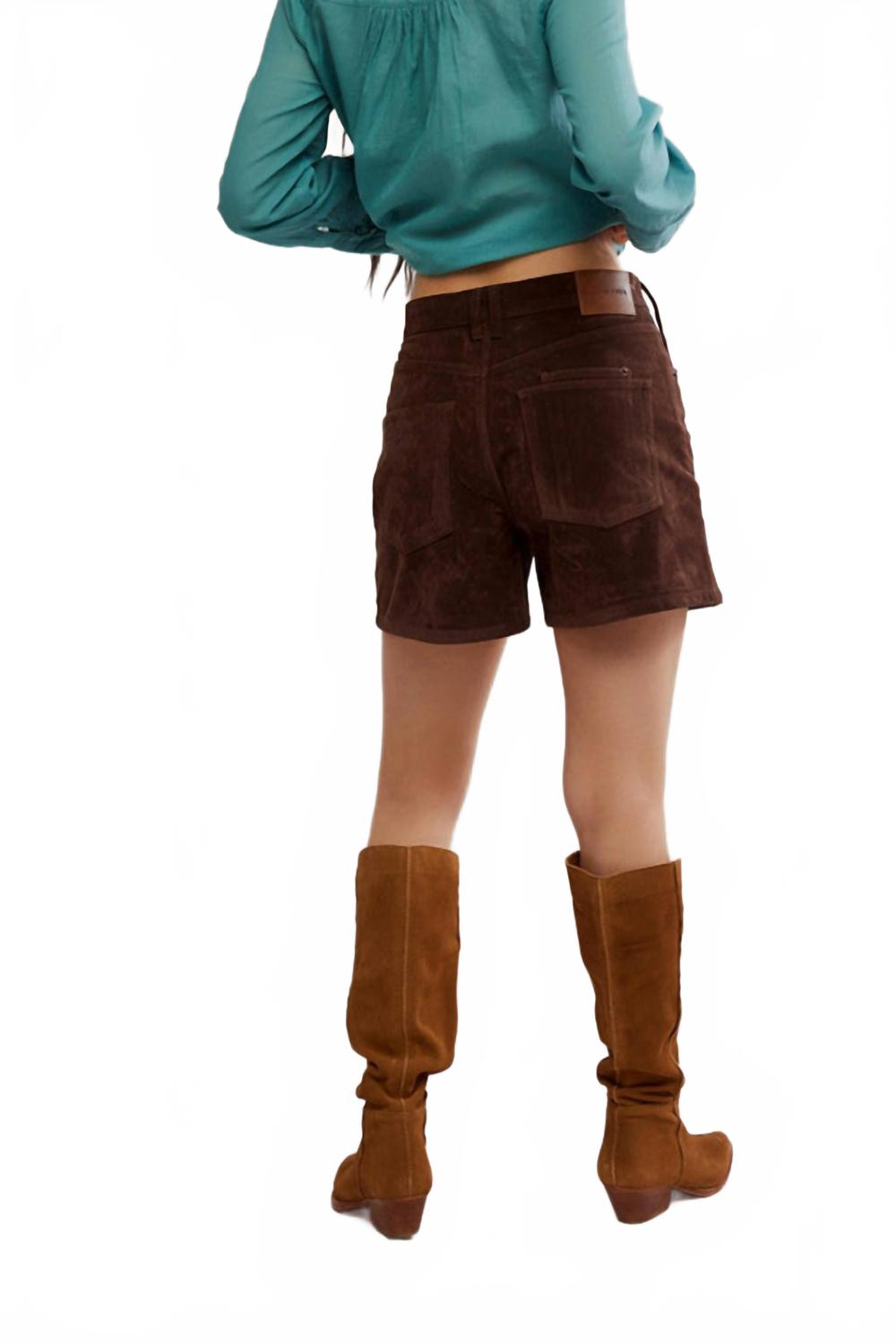 Tippi Vegan Suede Short In Brown