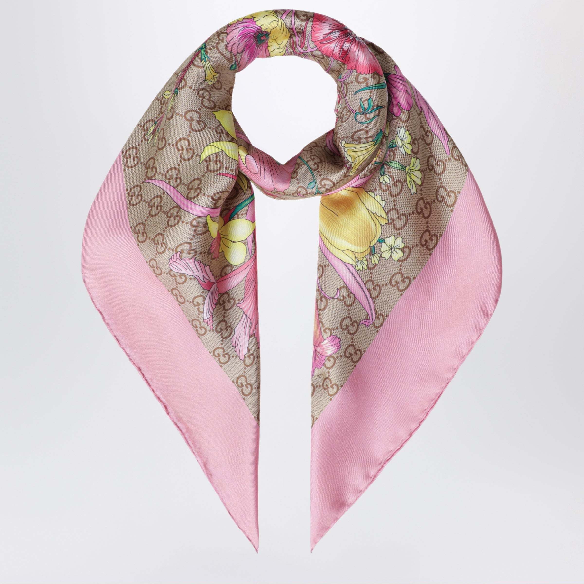 Gucci Silk Twill Carre With Gg Print In Pink Women