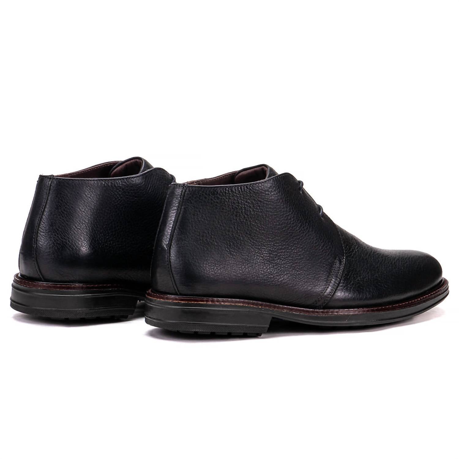 Men's Siena Chukka Boot In Black
