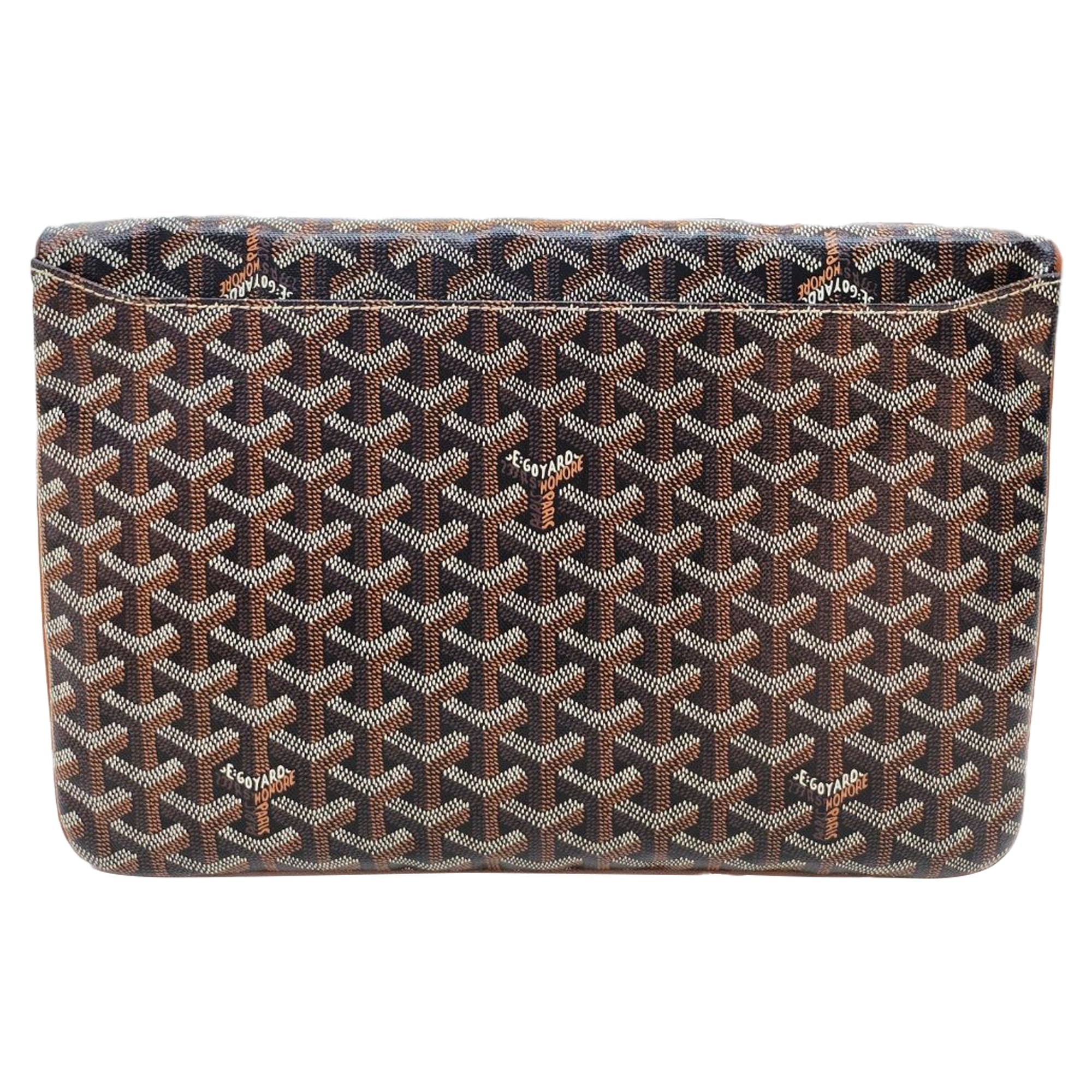 Saint Marie Clutch Gm Black Tan